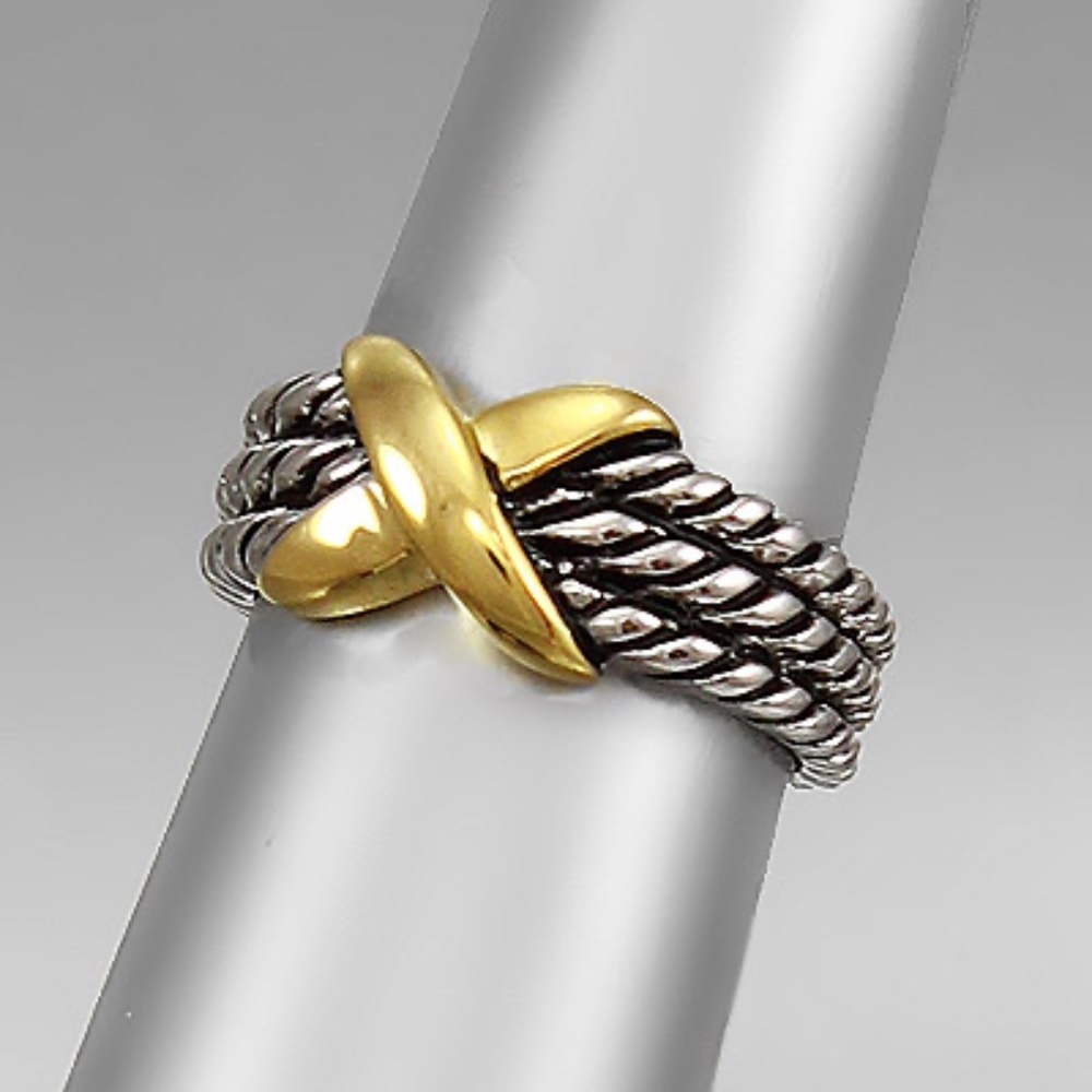 "X" and Rope Ring